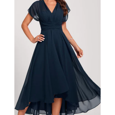Sandra | Elegant Og Stilfuld Midikjole