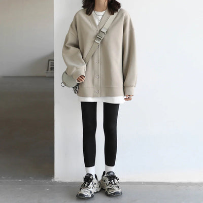 Cathrine | Vinter Dame Cardigan med V-udskæring og Knap