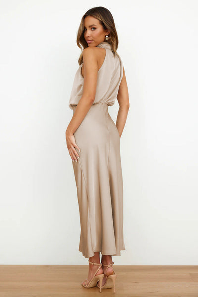 Josepha | Elegant Og Stilfuld Satinkjole