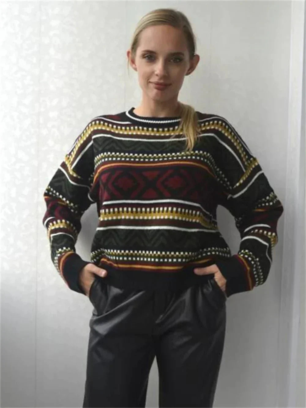 Vilma | Stilfuld Dame Sweater Med Geometrisk Print