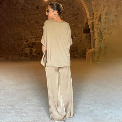 Andrea | Dame Satin Top Og Bred-Ben Bukser Sæt